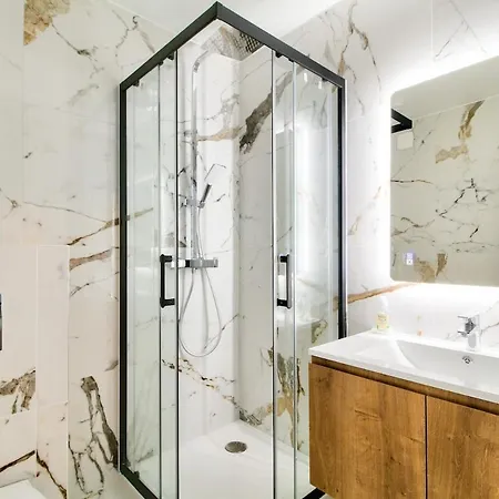 Charmant Appartement Paris Lägenhet *