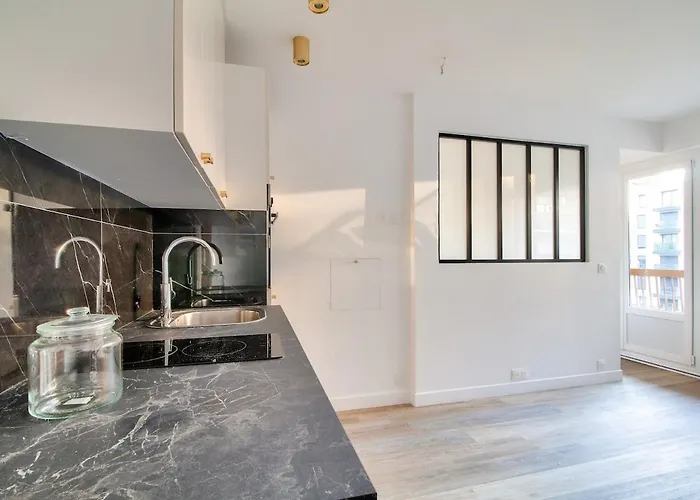 Charmant Appartement Paris 巴黎